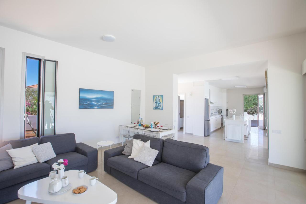 Leda Villa Protaras Exterior photo